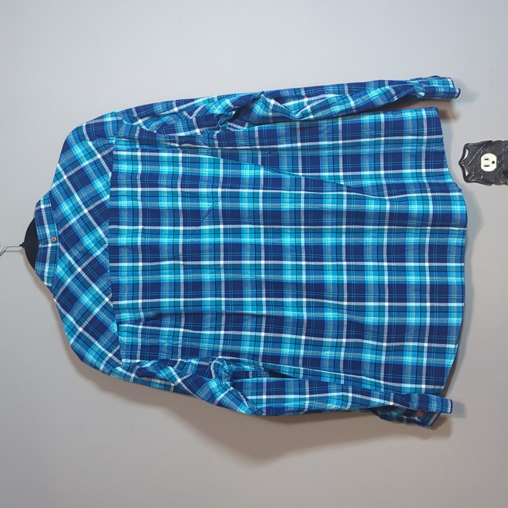 NWOT Set of 2 Duluth Plaid Button Down Shirts Size Large - Picture 4 of 17